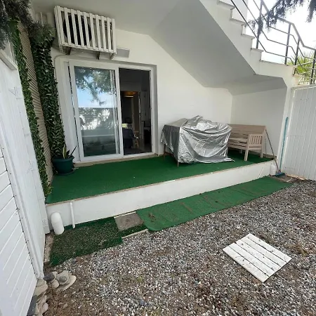 Little Bliss Apartment Aglantzia
